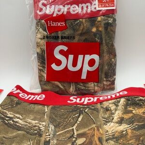 Supreme x Hanes Real Tree Camo Boxer Briefs